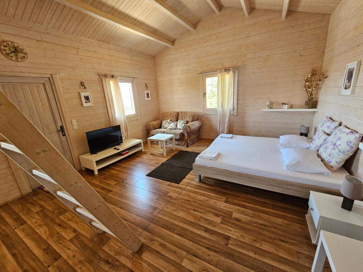 Valerian Villa Agios Nikitas Exterior photo